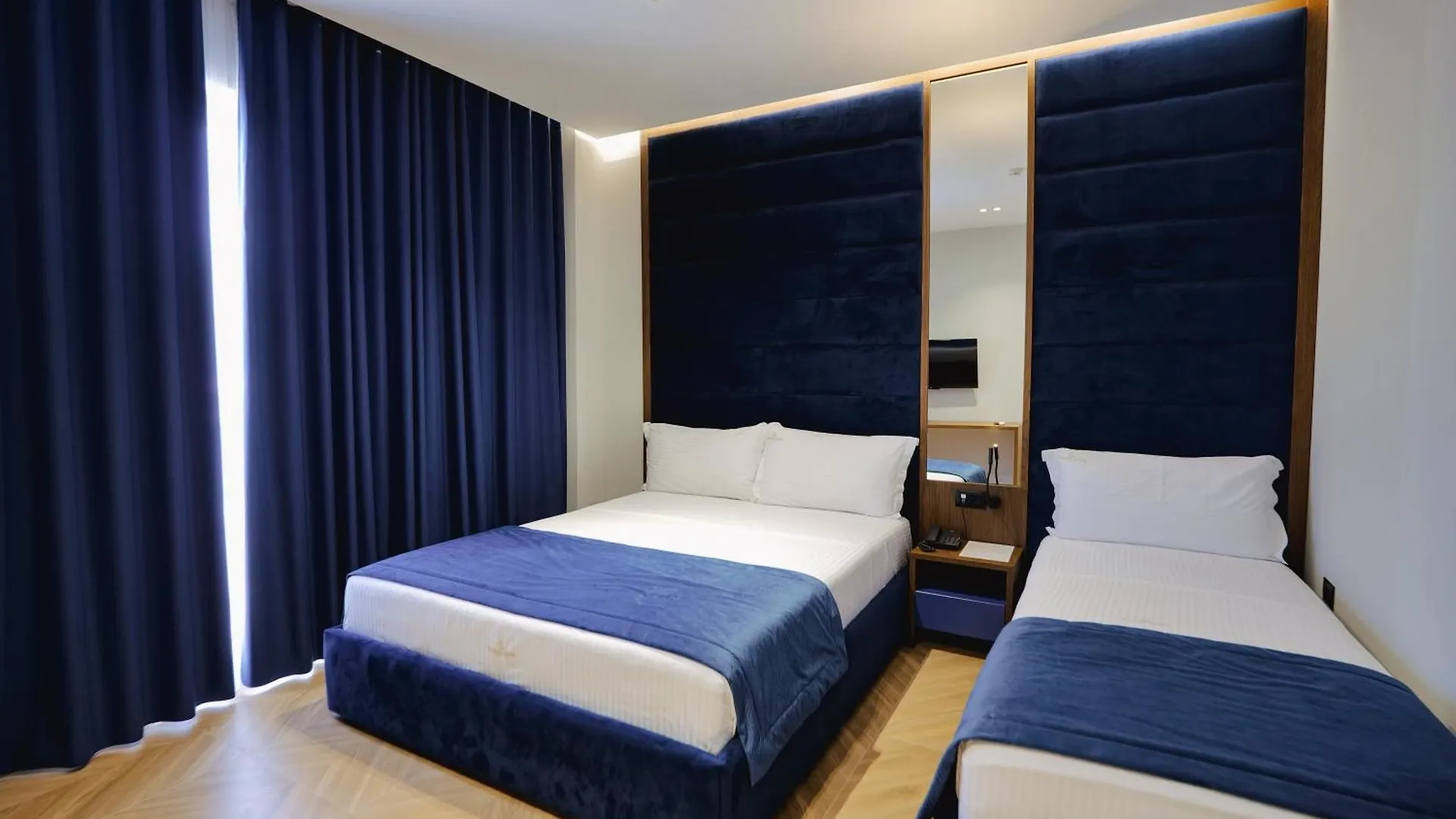 Duka'S Hotel Ksamil