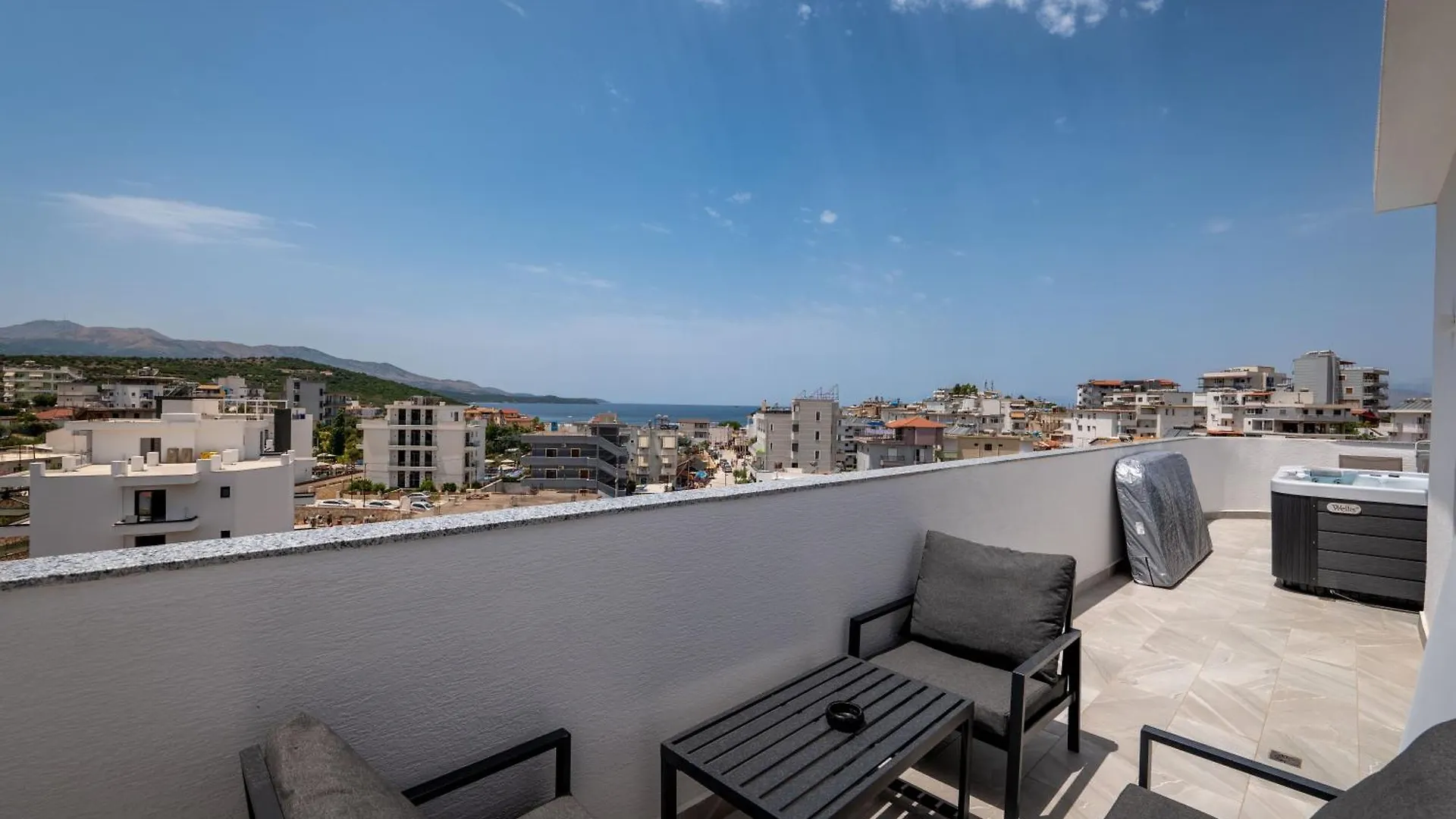 Duka'S Hotel Ksamil Albania